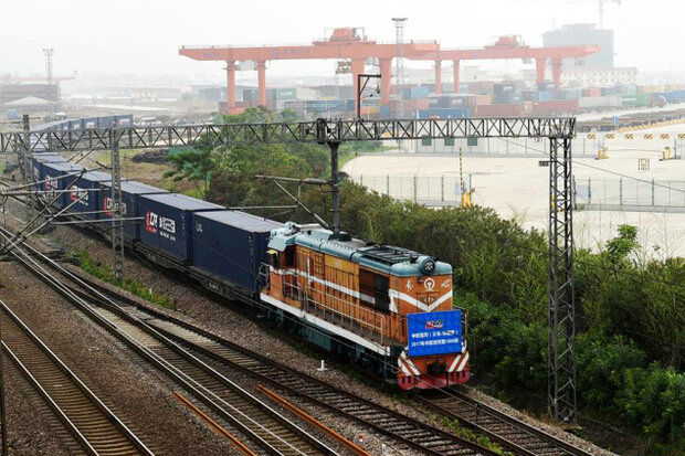 حرکت نخستین قطار باری چین به سمت ایران