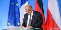 فرانسه: بایدن هم مانند ترامپ از پشت خنجر می‌زند
