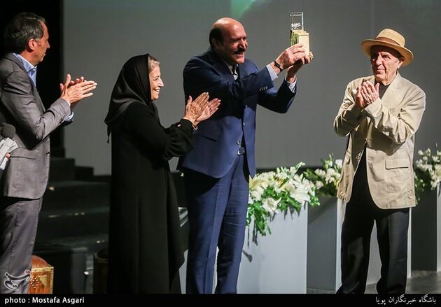 مراسم اعطای نشان داوود رشیدی‎