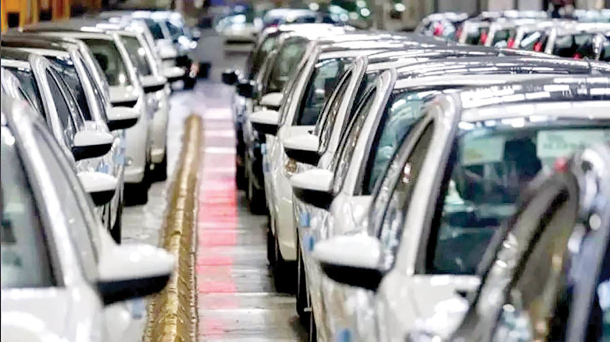 تولید ایران‌خودرو  متوقف می شود؟