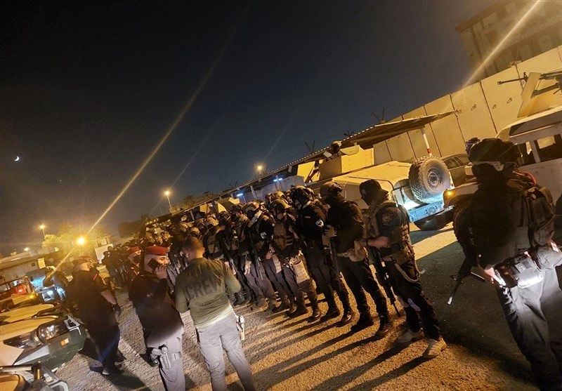 ادامه اعتراضات در عراق؛ خیابان های بغداد به پادگان نظامی تبدیل شدند+فیلم
