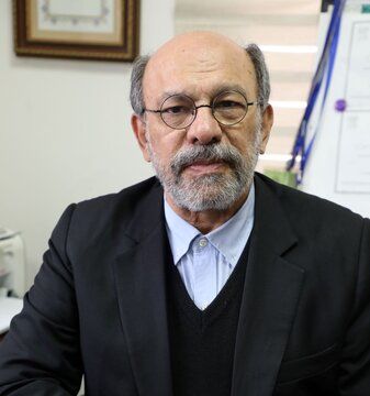 توصیه یک مقام دولت آیت الله هاشمی به مسئولان: در سیاست خارجی نرمش نشان دادید و نتیجه نگرفتید؛ حالا به سمت مردم در داخل برگردید