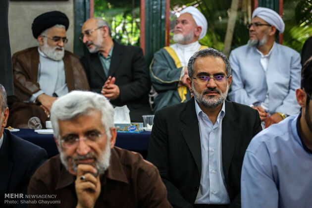 تصاویر مراسم ختم همسر آیت الله علم الهدی