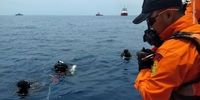 تصاویری از سقوط هواپیمای مسافربری اندونزی در دریا