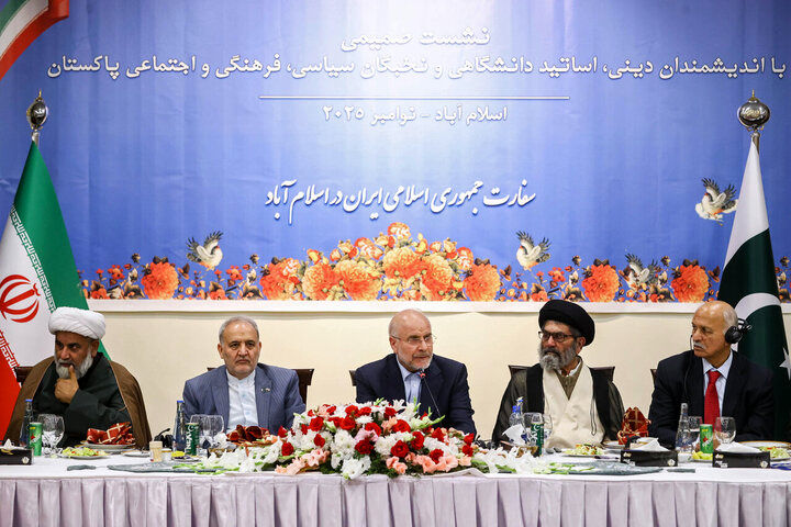 قالیباف: گروسی گفت هیچ سندی که ایران به سمت سلاح هسته‌ای برود، وجود ندارد / وحدت امت اسلامی رمز نابودی اسرائیل است