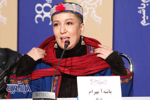 طناز طباطبایی، پانته‌آ بهرام، جواد عزتی و امیر آقایی در نشست خبری «شنای پروانه»