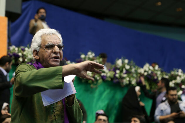 تصاویر همایش حامیان حسن روحانی در ورزشگاه آزادی (2)