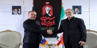 پیام مدودف درباره سفرش به تهران/ وضعیت تهران تأثیر مثبتی بر من گذاشته/ این شهر زنده و در حال توسعه است/ ایران در جریان حملات، با افتخار از سخت‌ترین آزمون عبور کرد
