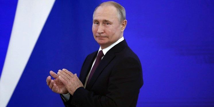 محبوبیت آقای رئیس جمهور کاهش یافت/ چند درصد از مردم روسیه از پوتین حمایت می کنند؟