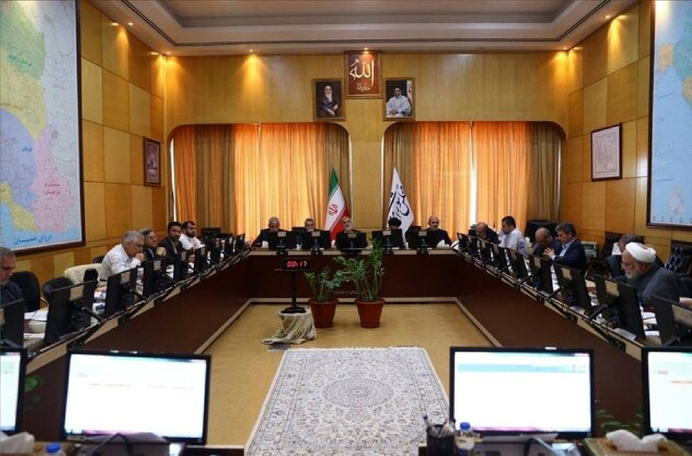 استمرار مشورت صداوسیما و کمیسیون امنیت‌ملی مجلس به دلیل شرایط حساس کشور