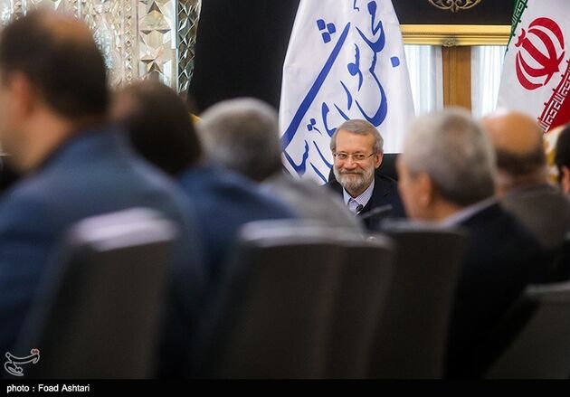 دیدار اعضای شورای شهر تهران با رئیس مجلس