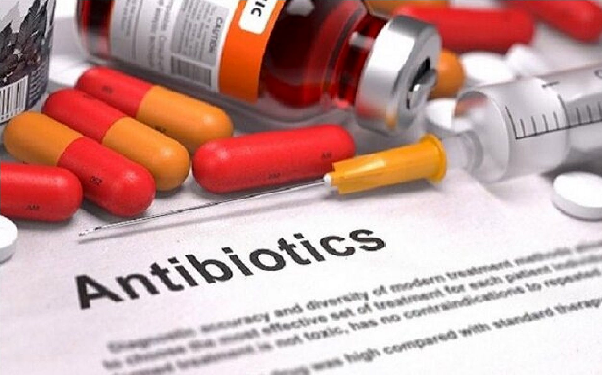 هشدار نسبت به مصرف خودسرانه آنتی‌بیوتیک‌ها