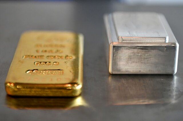 قیمت دلار ، طلا را ارزان کرد