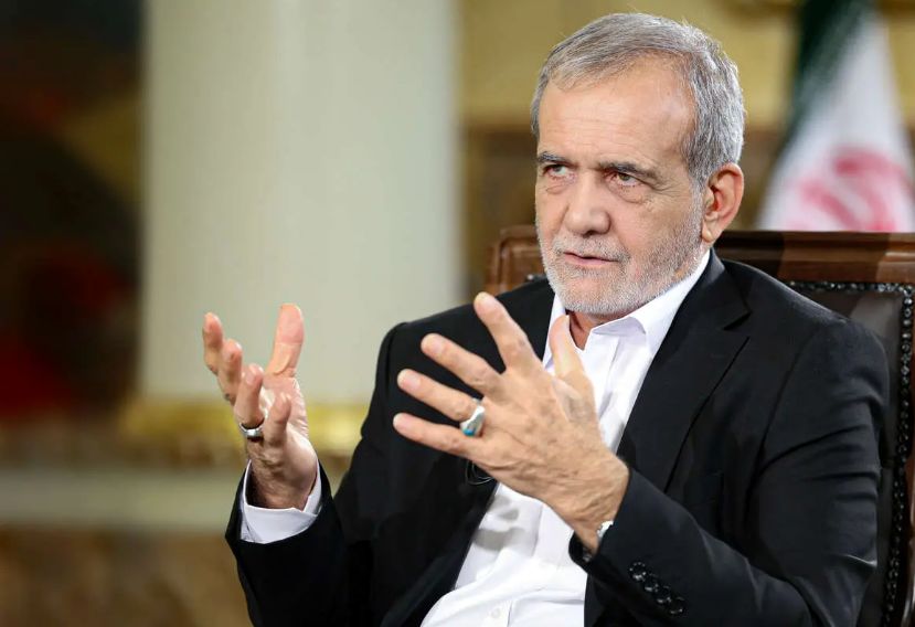 تأکید پزشکیان بر کاهش هزینه‌های دولت / ادغام دستگاه‌های موازی به معنی اخراج کارمندان نیست