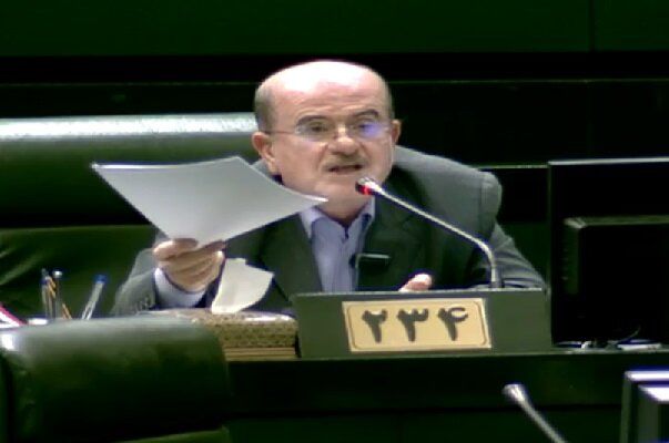 لاهوتی: در تصمیمات مهم اقتصادی نمایندگان را بازی نمی‌گیرند/ مجلس باید پاسخگوی نتایجی باشد که در شکل‌گیری آن‌ها نقشی نداشته است+ فیلم