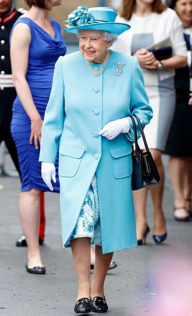 لباس‌های جذاب ملکه انگلیس در جوانی، میانسالی و پیری