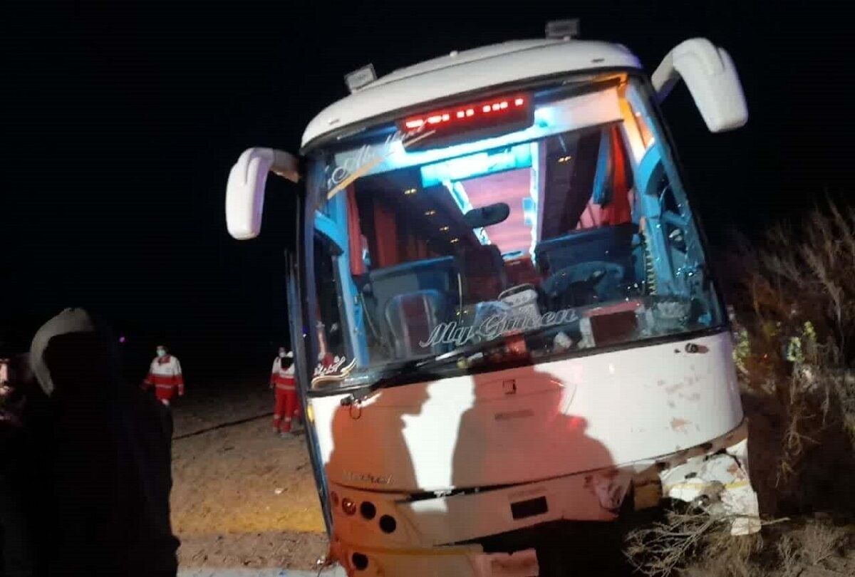 برخورد مرگبار کامیون با اتوبوس در محور ارومیه- تبریز/ چند نفر کشته و زخمی شدند؟