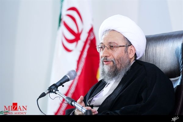 آملی لاریجانی: رئیس‌جمهور آمریکا می‌خواست در 3 ماه جمهوری اسلامی را مضمحل کند