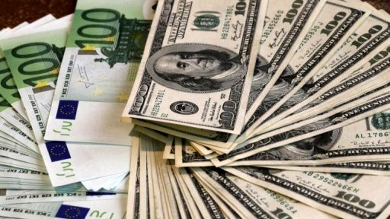 قیمت دلار و یورو در صرافی ملی امروز سه‌شنبه ۹ دی1404/افزایش قیمت دلار و یورو 