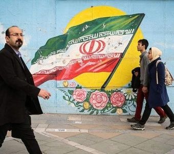 تصویر مغشوش و معلق ایرانیان از آینده | ایمانی جاجرمی: طبقاتی کردن اینترنت با عدالت اجتماعی و حقوق شهروندی در تضاد است