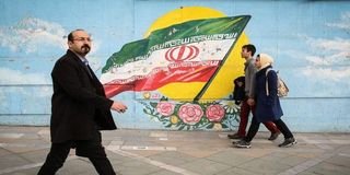 ایرانِ بدون چشم‌انداز | زینالی: آینده در ایران تنها برای ثروتمندان است | اعتماد عمومی درحال فروپاشی است