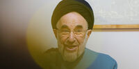 سیدمحمد خاتمی: این دیدگاه که با جنگ می‌توان تا آخر مقابل دشمن ایستاد غلط است | اشتیاق مردم به وی‌پی‌ان و استارلینک بیشتر شده | بستن همه راه‌های مردم به سوی اینترنت ممکن نیست