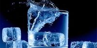 بیماری های خطرناکی که عوارض نوشیدن آب یخ است 