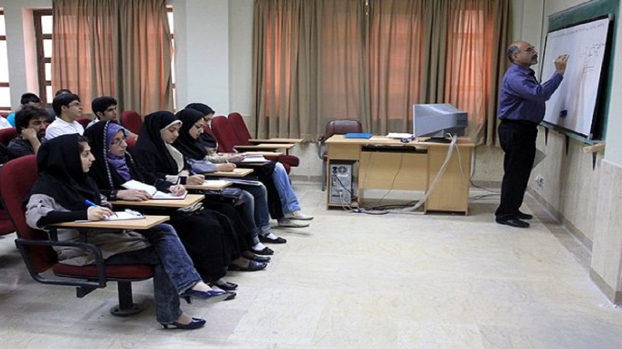 کلاس‌های دانشگاه مطرح تفکیک جنسیتی شد + عکس