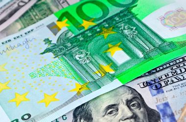 قیمت دلار و یورو در صرافی ملی امروز چهارشنبه ۱۷ دی1404/کاهش قیمت دلار و یورو 