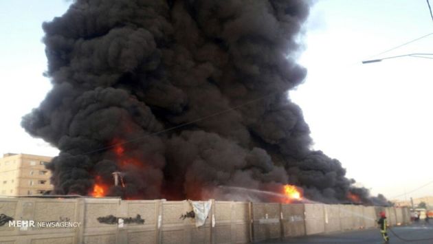 آتش‌سوزی در بازارچه دست‌فروشان کرج