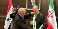 نشان عالی که سفیر ایران از بشار اسد دریافت کرد