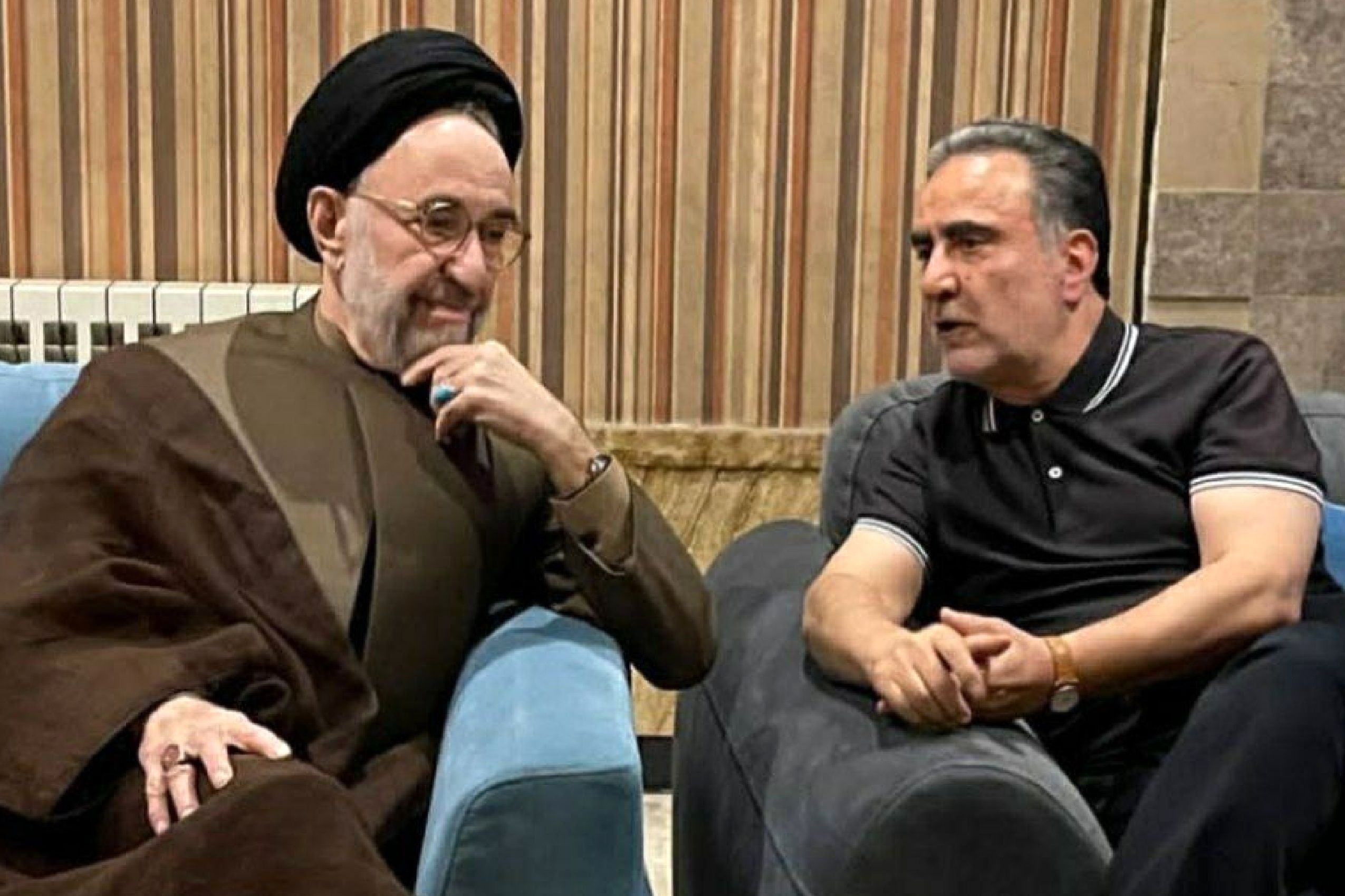 دیدار سیدمحمد خاتمی با مصطفی تاجزاده در یک مراسم/ ابطحی هم بود + عکس