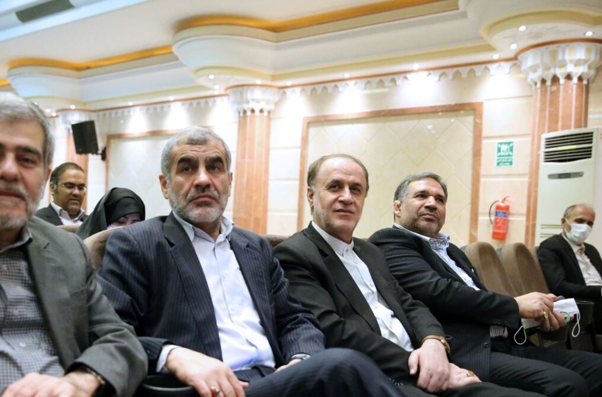 رقابت احمدی نژادی ها برای فتح کرسی وزارت کار 