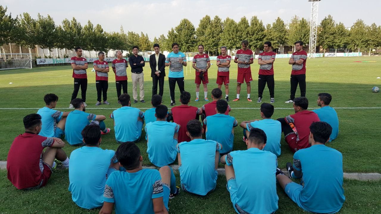 عجیب اما واقعی؛ کارت صدآفرین برای فوتبالیست های ایران !