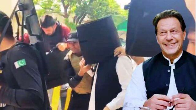 سیاستمدار معروف با کلاه ضدگلوله به دادگاه رفت /عمران خان در حلقه محافظان قوی هیکل