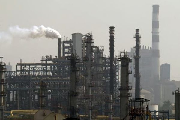 جنگ علیه ایران و صورت‌حساب سنگین انرژی برای کشورهای آسیایی | چین صادرات را متوقف کرد، رقابت برای گاز شدت گرفت