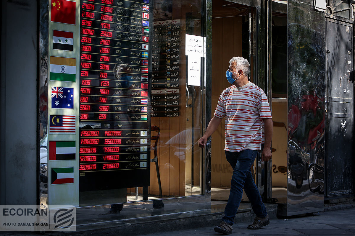 بازار دلار در انتظار یک اتفاق مهم / پیش بینی قیمت دلار امروز 22 شهریور