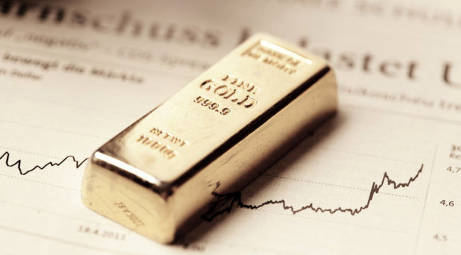 تب تند طلا فروکش کرده اما حول 1500 دلار خیمه زده است