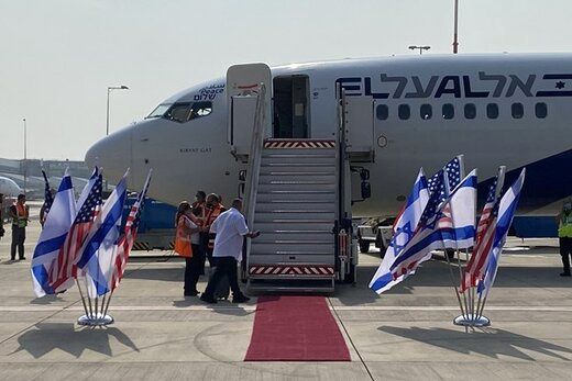 اولین پرواز رسمی از تل‌آویو به ابوظبی برخاست+ تصاویر