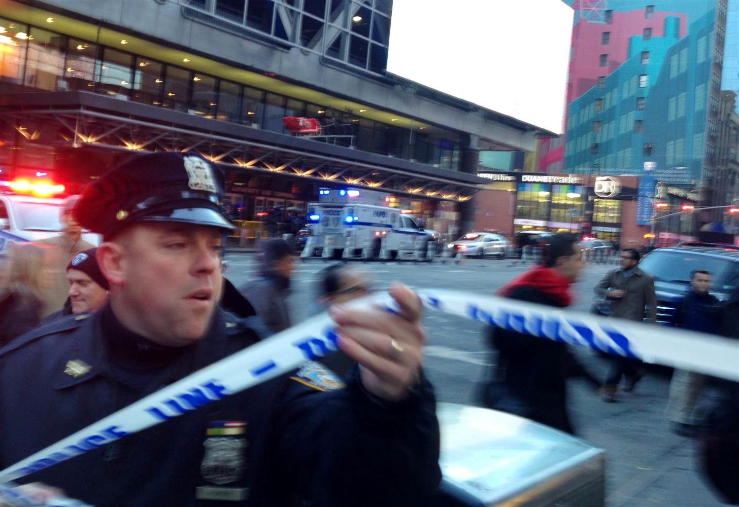جزئیات انفجار بمب در مترو نیویورک