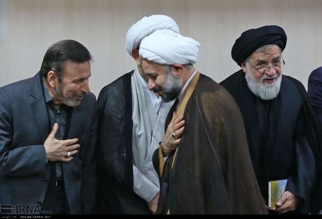 مراسم عزاداری امام حسین با حضور روحانی و وزرا