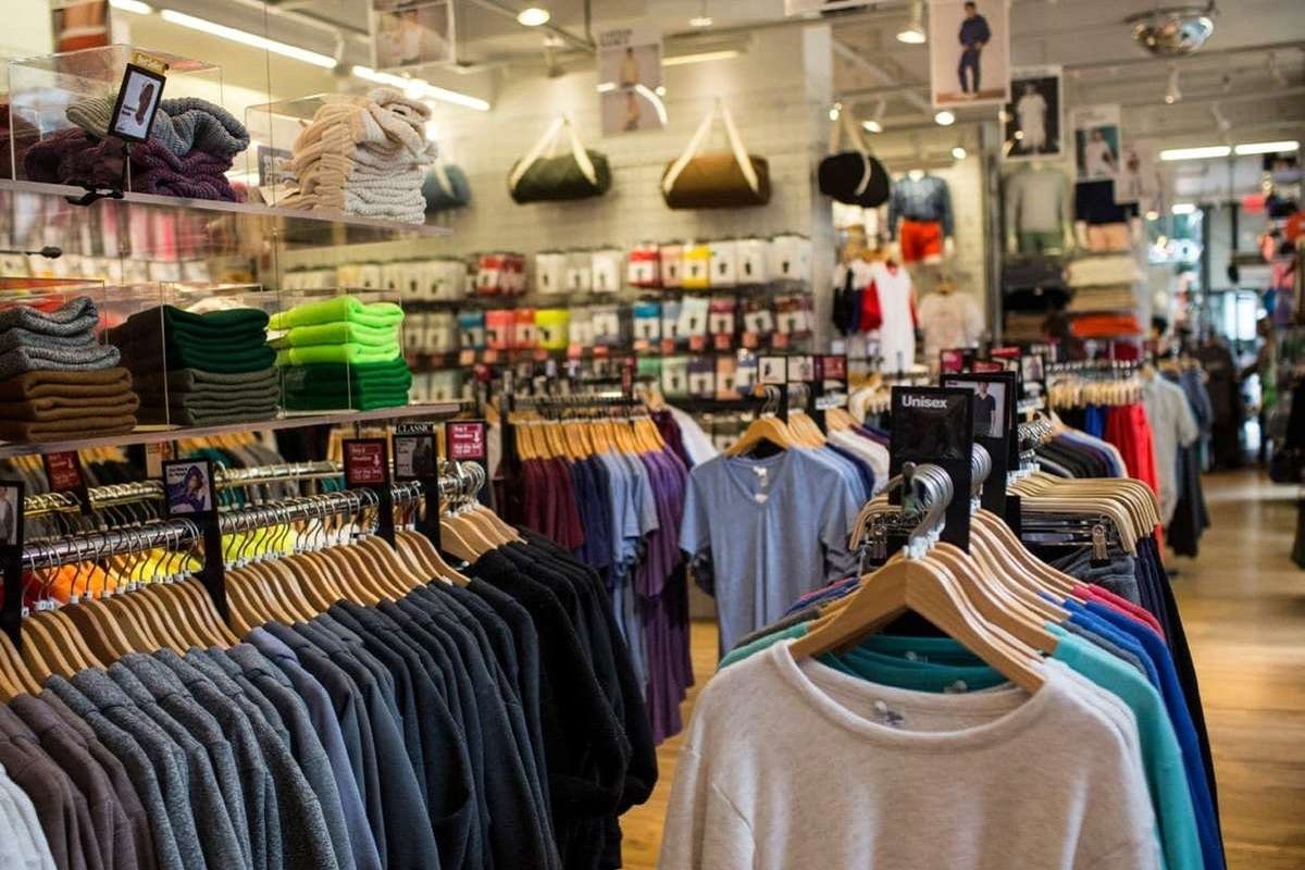 بحرانی عمیق در صنعت پوشاک؛ رقابت نابرابر با استوک های خارجی+ فیلم