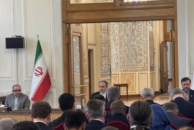 عراقچی: دور جدید مذاکرات ایران و آمریکا برای رسیدن به توافق نهایی روز جمعه آغاز می شود | ادامه اشغال سرزمین‌های لبنان از نظر ما نقض تفاهم است