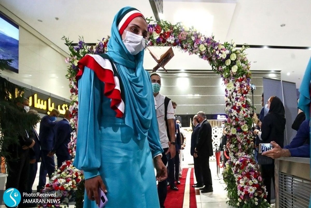 رژه کاروان ایران در افتتاحیه المپیک با ستِ ورزشی/ حذف لباس رسمی از مراسم
