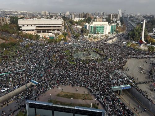 خطر بزرگ برای سوریه در پسااسد | سوری‌ها همچنان اسیر تحریم‌های آمریکا | معافیت‌های موقت کافی نیستند 