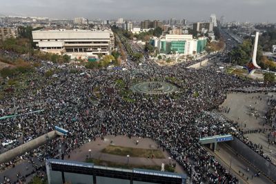 خطر بزرگ برای سوریه در پسااسد | سوری‌ها همچنان اسیر تحریم‌های آمریکا | معافیت‌های موقت کافی نیستند 