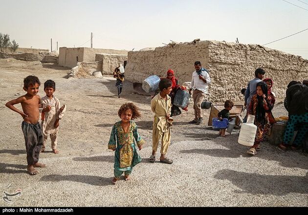 روستاهای هیرمند در بحران