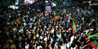 درخواست عمران خان از مردم پاکستان: به خیابان ها بیاید/ هرگز دولت وارداتی را نمی پذیرم