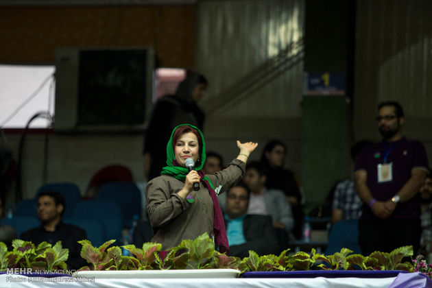 همایش جوانان و نوجوانان حامی روحانی