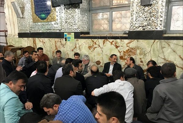 بست نشینی «ساعتی» تمام شد/ احمدی نژادی ها به خانه برگشتند!